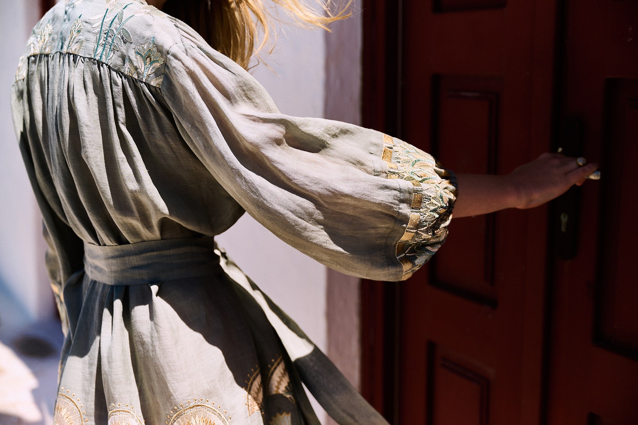 Greek Archaic Kori embroidered dress detail